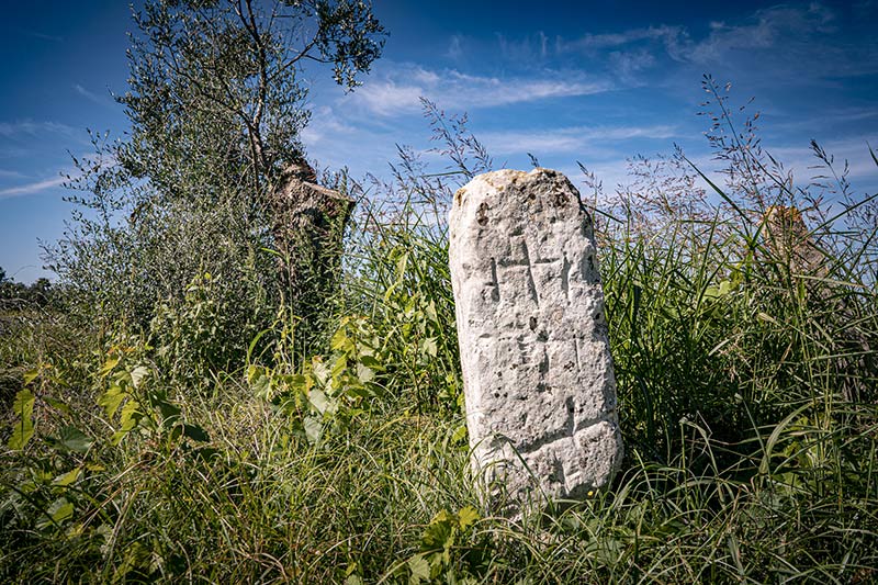 MENHIR PILAMUZZA